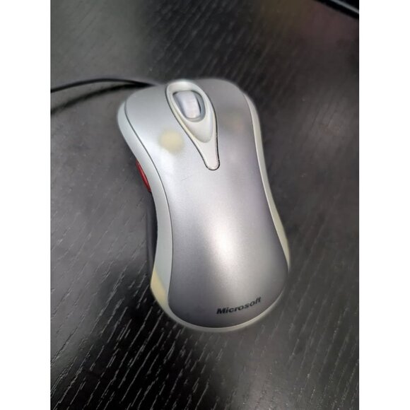 Microsoft Comfort Optical 3000 Mouse - Picture 1 of 6